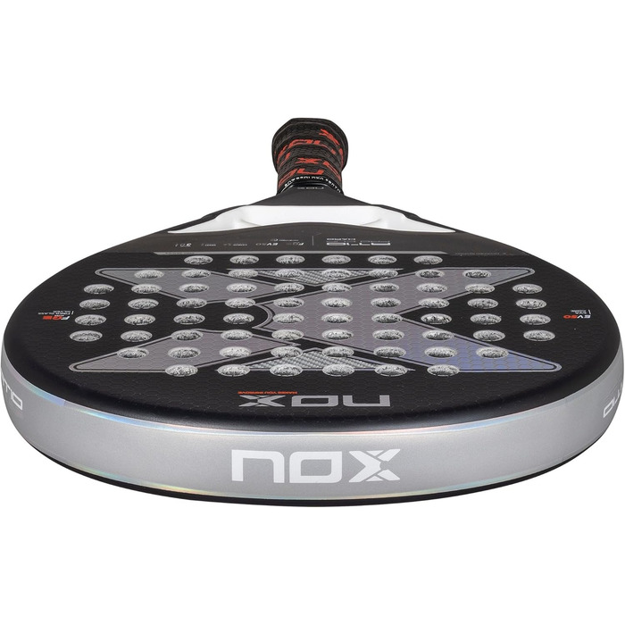 NOX At10 PRO Cup Hard - ракетка для бадмінтону Agustin Tapia 2025