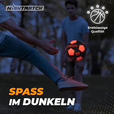 LED футбольний м'яч NIGHTMATCH, розмір 5, водостійкий, світиться для гри вночі, для дітей і дорослих, комплект з насосом і додатковими батарейками