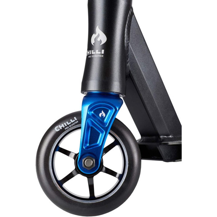 Трюковий самокат Chilli Pro Scooter 5000, 84 см, 110 мм PU колеса, ABEC 9, для амбітних підлітків, чорний/синій