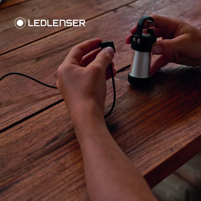 Ліхтар Ledlenser ML4, кемпінговий, акумуляторний, 300 люмен, 45 год, нейтральне світло, з магнітним кабелем USB