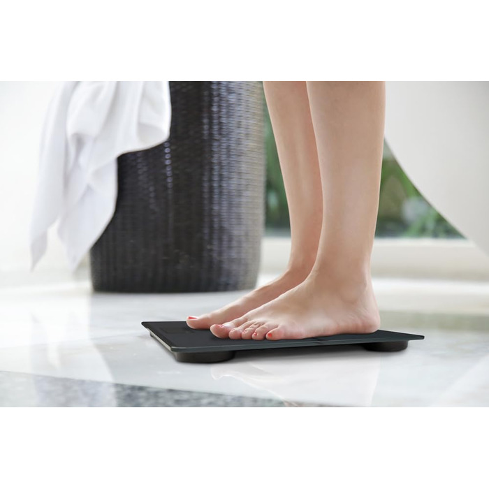 Електронні ваги Eldom GWO270 – ваги для людей з LED-дисплеєм, високою точністю, вимірюванням температури, 50 г точності, загартоване скло, антиковзаюча поверхня, автоматичне вмикання/вимикання, до 180 кг, 26 x 26 см