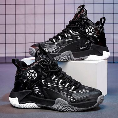 Дитячі баскетбольні кросівки Kinder: спортивне взуття для хлопчиків та дівчаток, унісекс. Чорний колір, антиковзаюча підошва, високий верх. Розмір 39 EU