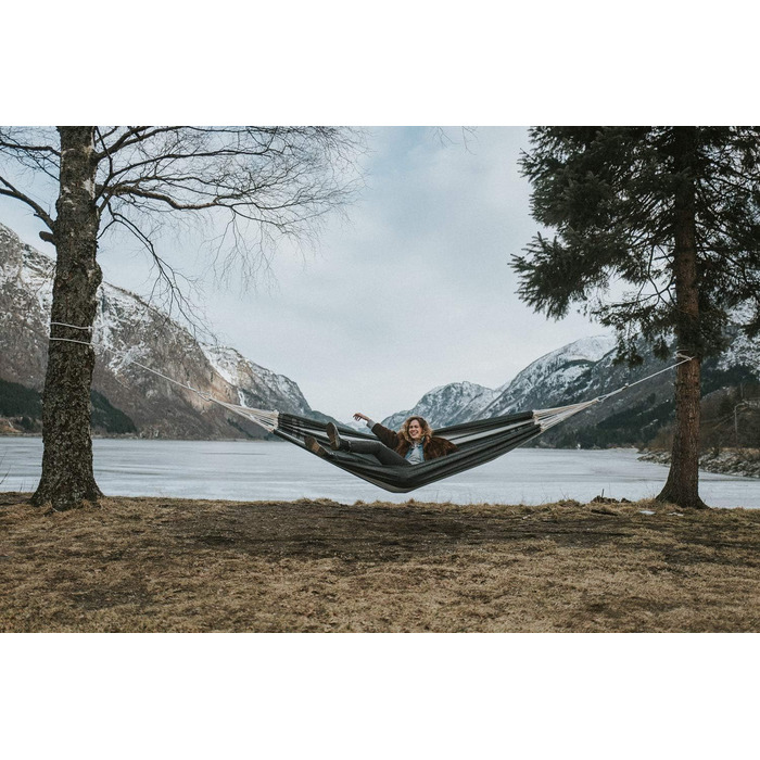 Гамак AMAZONAS Paradiso XXL Комфортний ручної роботи з Бразилії, 250х175 см, до 200 кг, колір Лава (Срібло)