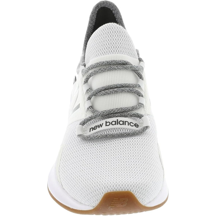 Кросівки New Balance Fresh Foam Roav V1 для жінок, білий/чорний, 38 EU