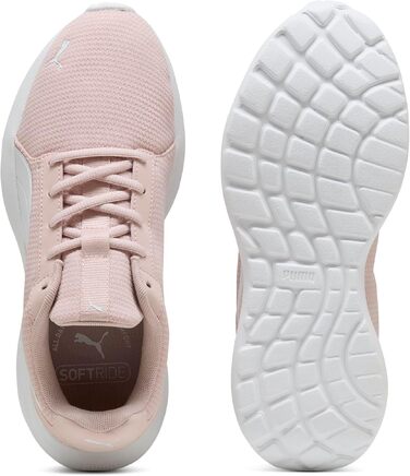 Жіночі кросівки Puma Softride Cosmic Lt (36 EU, Mauve Mist/White) — зручне спортивне взуття для бігу та прогулянок