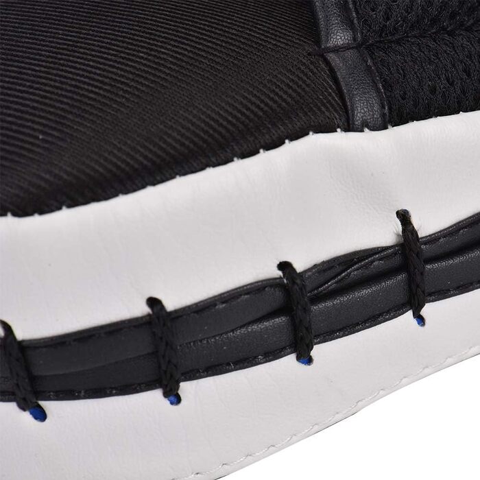 Рукавички для боксу Queta Pratzen PU, 1 пара: тренувальні рукавички для кікбоксингу, боксу, муай-тай, карате, тхеквондо, єдиноборств (білі)