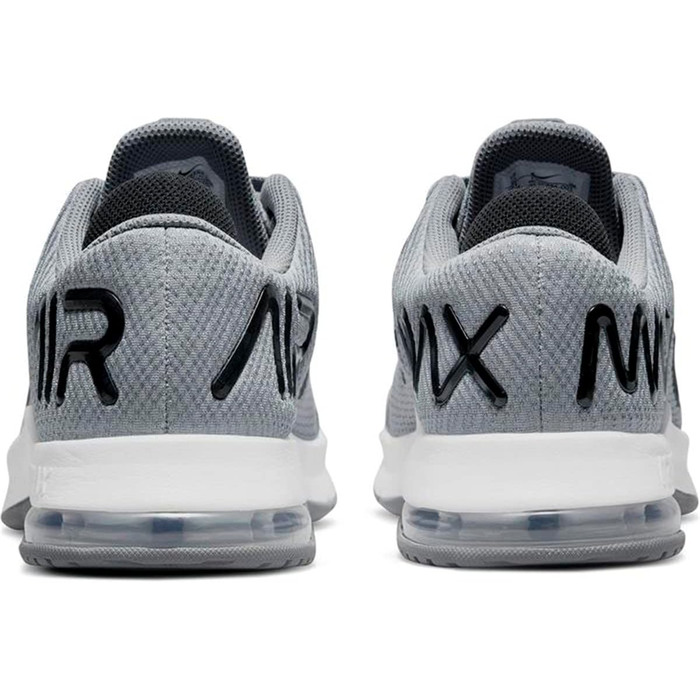 Кросівки Nike Air Max Alpha Trainer 4 для чоловіків (40 EU, темно-сірий, чорний, білий)