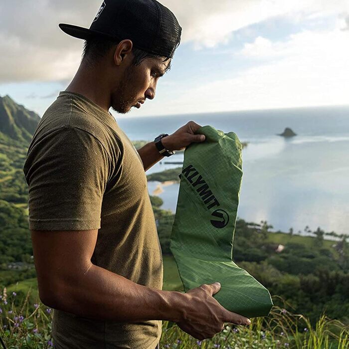 Каремат Klymit Static V (Зелений) - надувний килимок для кемпінгу