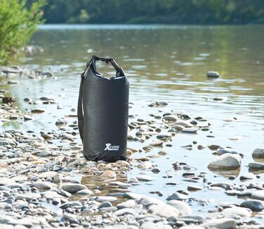 Водонепроникний Packsack Xcase: міцний мішок для спорядження, 20л, чорний. Ідеально для водного спорту, подорожей та зберігання.