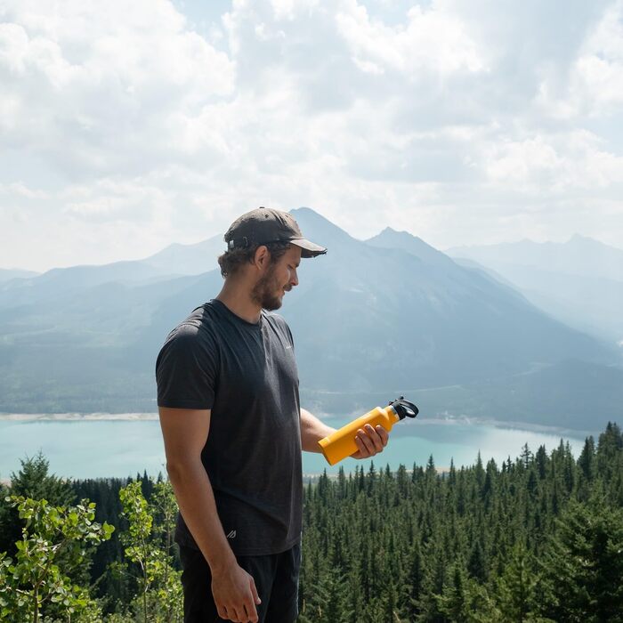 Термос-пляшка Super Sparrow з нержавіючої сталі - 350мл/500мл/620мл/750мл/1л - Без витоку, BPA-Free - Пляшка для води, термопляшка для дітей, для газованої води, спорту, школи, фітнесу - з 2 кришками (500мл, Mango)