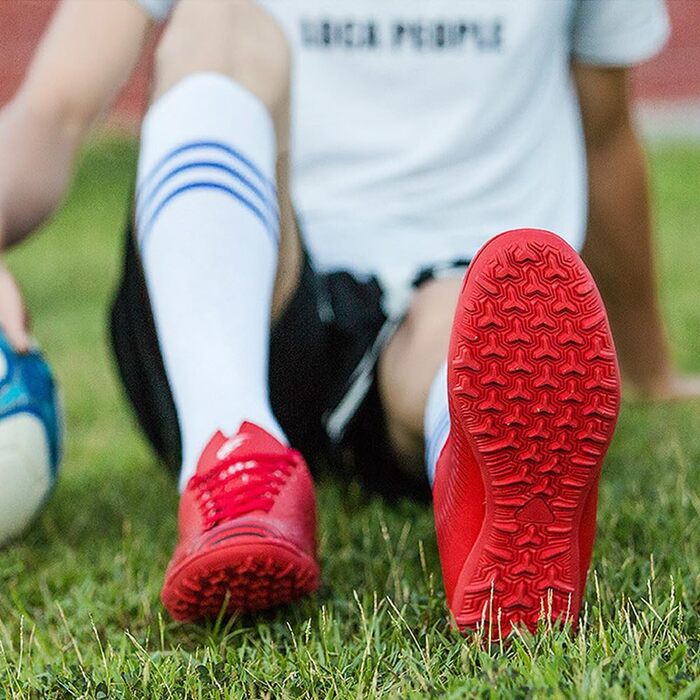Футбольні бутси для чоловіків та дітей: шипована підошва, для тренувань, футболу, атлетики, унісекс