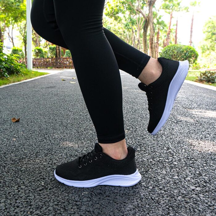 Жіночі кросівки Hitmars для бігу та фітнесу: зручні, з амортизацією, для занять спорту та прогулянок. Розміри EU 36-46, кольори: чорний, рожевий, червоний, помаранчевий, фіолетовий