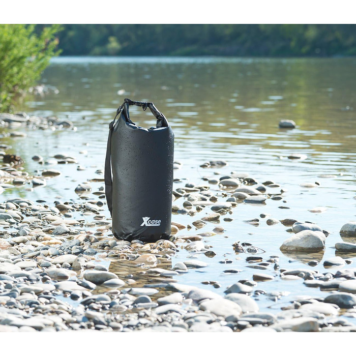 Водонепроникний Packsack Xcase: міцний мішок для спорядження, 20л, чорний. Ідеально для водного спорту, подорожей та зберігання.