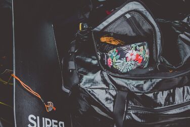 GOGGLE SOC: Мікрофібровий захисний чохол для лижних масок, універсальний розмір, мультиколір