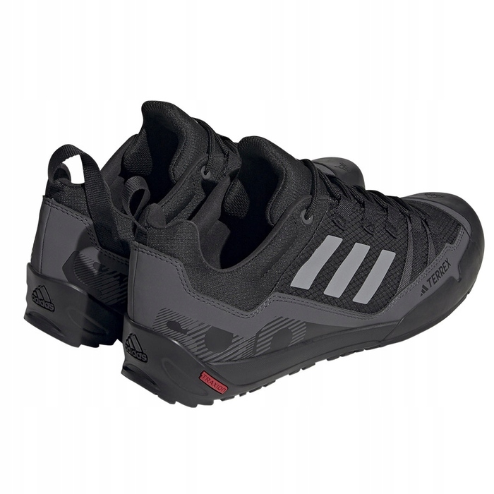 Кросівки для хайкінгу adidas Terrex Swift Solo 2.0 Outdoor IE6901, чорні
