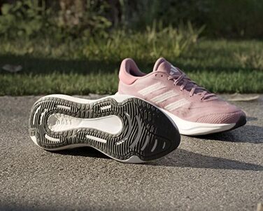 Кросівки для бігу Adidas Supernova 3 для жінок (44 2/3 EU, Wonder Orchid Cloud White Core Black)