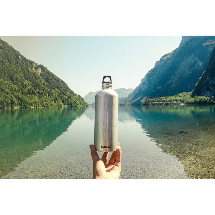 Алюмінієва пляшка для води Sigg Traveller 1 л, герметична, підходить для газованих напоїв, BPA-free, Швейцарія