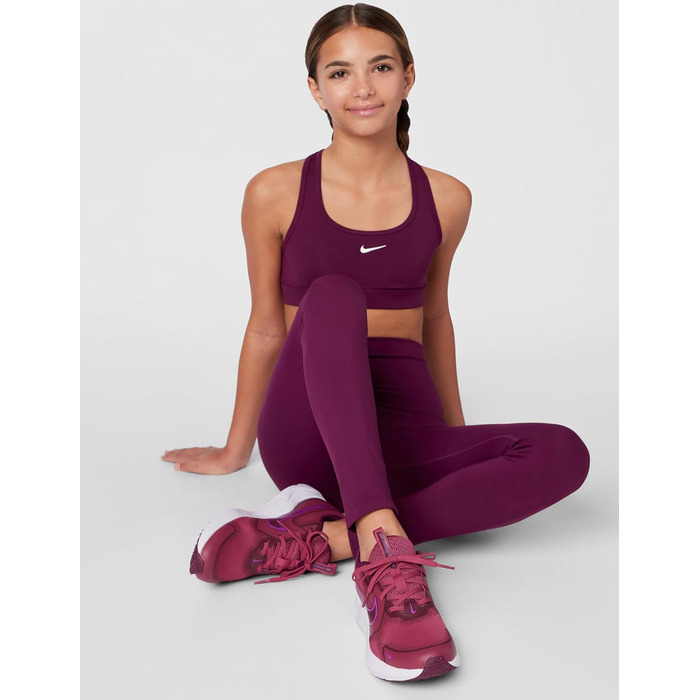 Дитячі кросівки Nike Cosmic Runner (Gs) для ходьби (40 EU, Sweet Beet/Vivid Purple/Bordea)