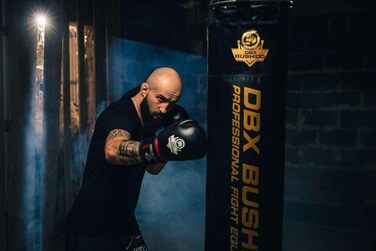 Боксерський мішок DBX BUSHIDO SPORT 130 см, 60 кг, наповнений гумовою крихтою, для боксу та кікбоксингу
