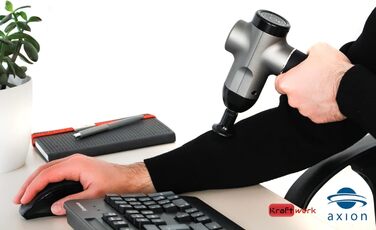 Масажний пістолет Kraftwerk для плечей, спини та шиї, 6 режимів, 4 насадки, компактний, для тригерної та м'язової масажу, акумулятор Li-Ion, зарядка USB-C