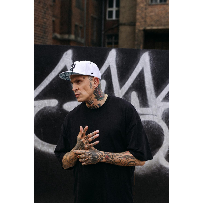 Кепка-снэпбек Nebelkind Winkekatze унісекс з прямим козирком, регульована, біла, стиль streetwear