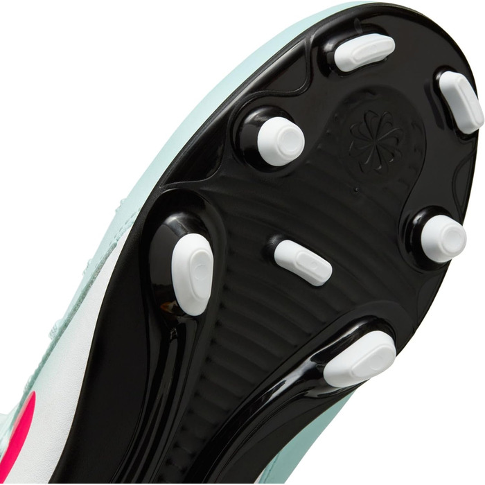 Дитячі кросівки Nike Phantom Luna 2 Club (38 EU) - Mint Atomic Red Off Noir