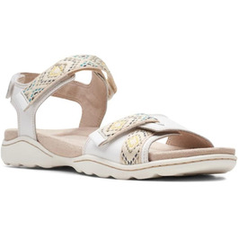 колір: шкіряні чоботи