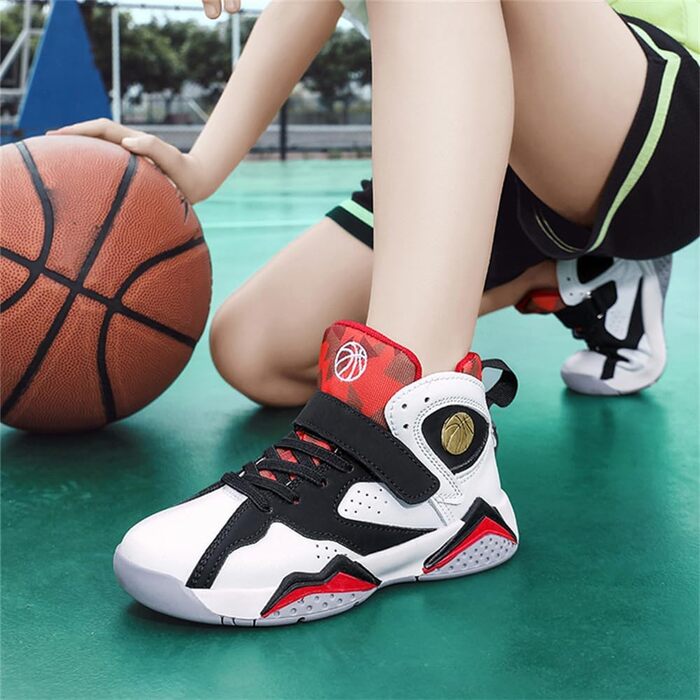 Баскетбольні кросівки Kinder: спортивне взуття для хлопчиків та дівчаток, високі, антиковзаючі, чорні (36 EU)