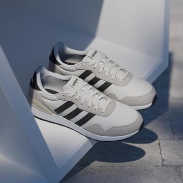 Чоловічі кросівки Adidas Run 60s 4.0 білі/чорні JR6622, розмір 43 1/3 EU
