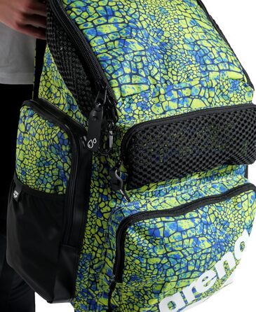 Спортивний рюкзак Arena One Go для плавання, подорожей, 45 літрів, зелений, з принтом 'Шlangenleder'