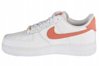 Жіночі кросівки Nike Air Force 1 Low '07 Essential Білі CZ0270-103 40