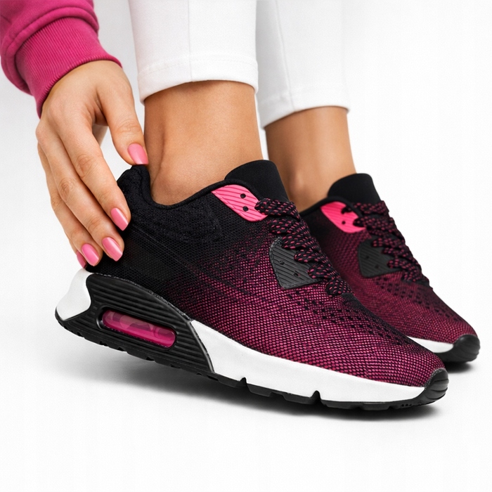 Жіночі спортивні кросівки Adidas, рожеві, м'які, розмір 39