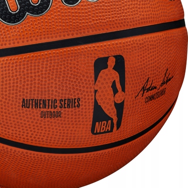 Баскетбольний м'яч Wilson NBA DRV Plus (розмір 7)