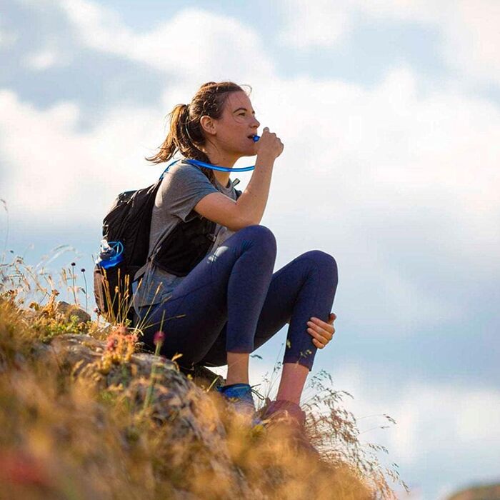 Гідраторний рюкзак CamelBak Octane 18, 2 л, чорний/синій, для спорту