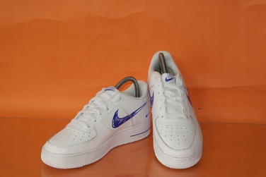 Жіночі спортивні кросівки Nike Air Force 1, розмір 40