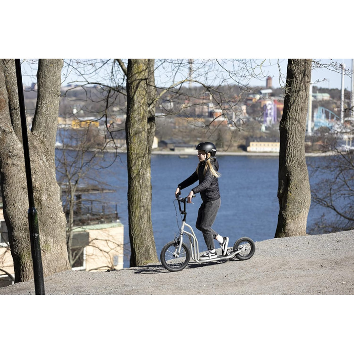Самокат STIGA Air Scooter для міста, сталевий каркас, ручне гальмо, алюмінієві диски, регульований кермо, для дітей від 7 років, вантажопідйомність 100 кг