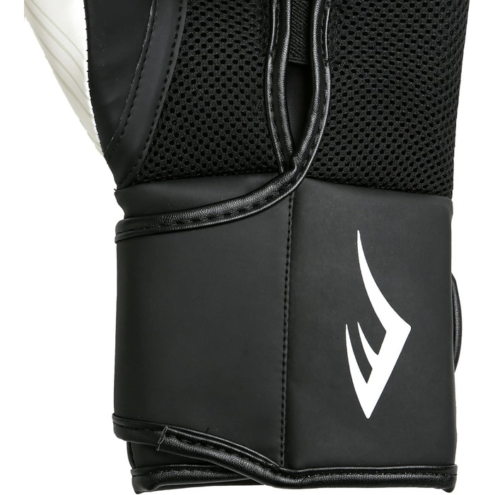 Боксерські рукавички Everlast Spark 12oz, чорні/золоті, унісекс, для тренувань