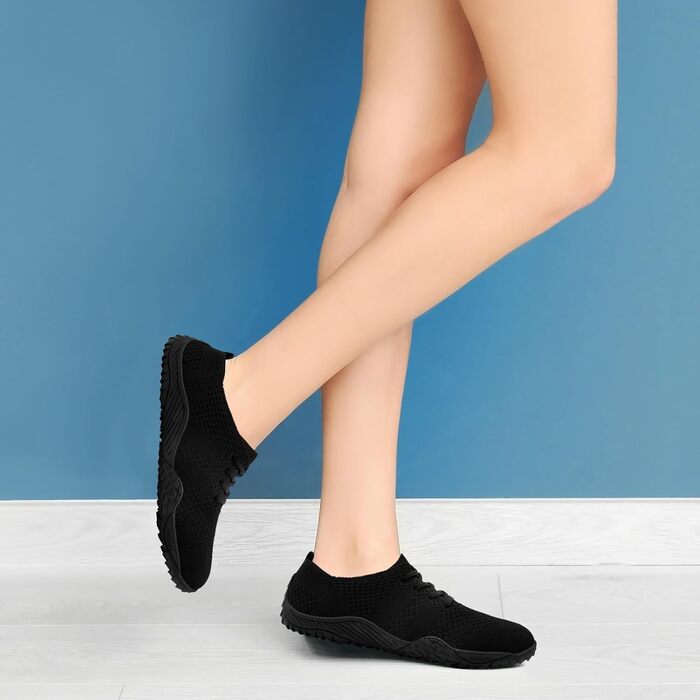 Жіночі спортивні кросівки Barfuss для бігу та занять спорту. Легкі, зручні, з підошвою, що не ковзає. Розмір 40 EU, чорний колір.