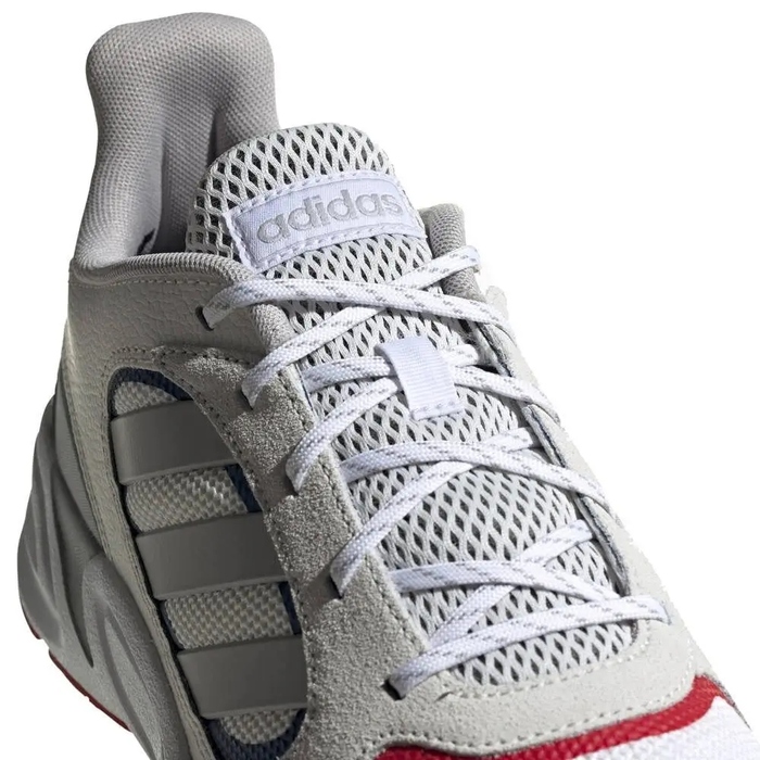 Чоловічі спортивні кросівки Adidas EG8401, розмір 43 1/3