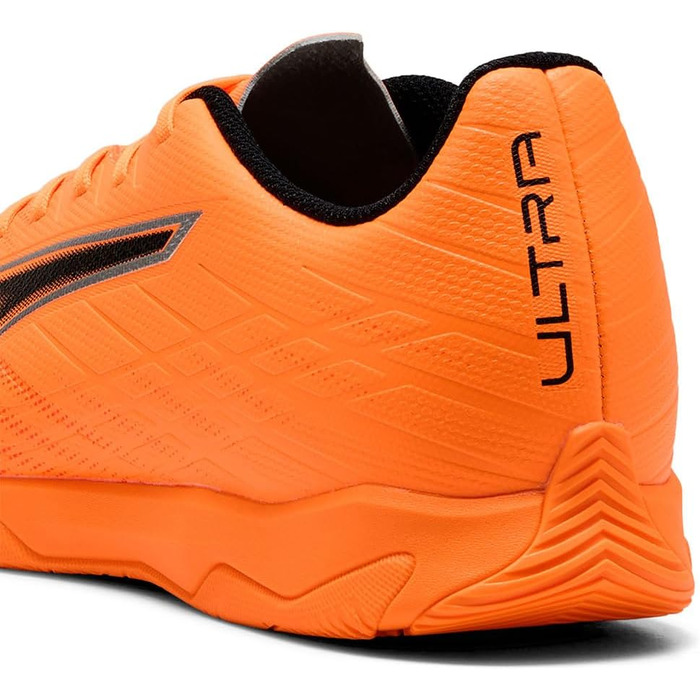 Кросівки футбольні PUMA Ultra 5 Play Mg з шипами (42 EU, чорний/червоний)