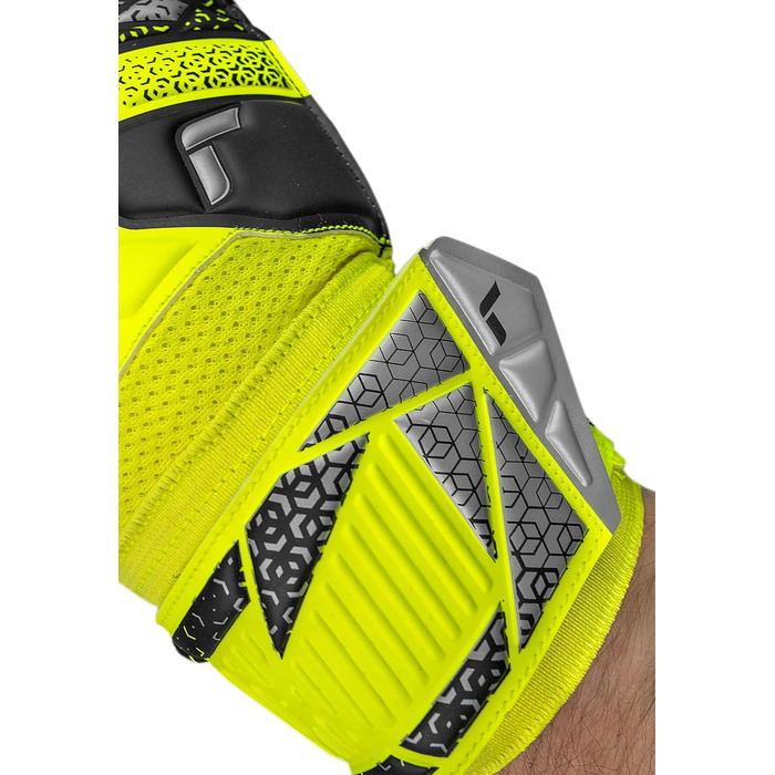 Воротарські рукавички Reusch Attrakt Solid - надійний хват для чоловіків та жінок. Підходять для будь-якої погоди та поверхні поля. Жовто-срібні, розмір 10.