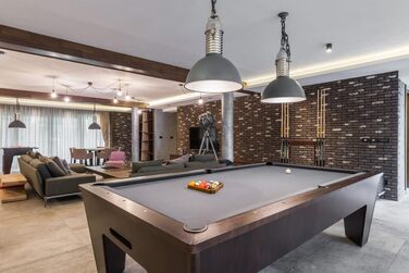 Підвіска для більярдної кулі Flintar Wand-Queue-Halter, з масивного твердого дерева, магонієве покриття, для настінної установки