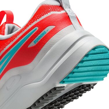 Дитячі кросівки Nike Cosmic Runner для старших дітей (38 EU, Bright Crimson Dusty Cactus)
