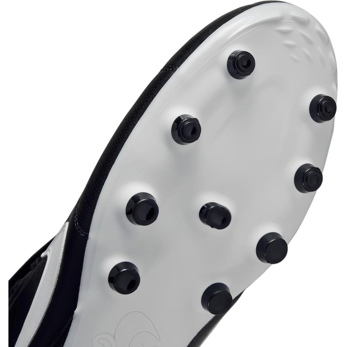 Кросівки футбольні Nike Premier 3 SG-Pro Anti-Clog Traction чорно-білі 42.5 EU