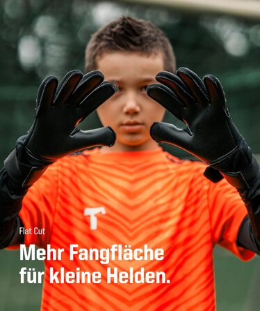 Воротарські рукавички T1TAN Rebel Junior для дітей 4-6 років, чорно-білі, розмір 4 (5-6 років)