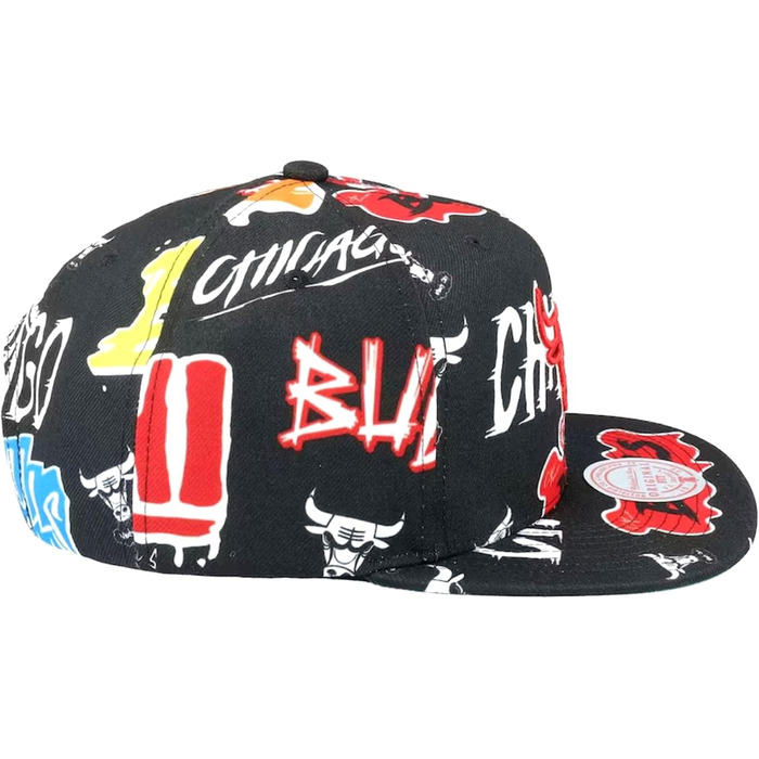 Кепка Mitchell & Ness Snapback Chicago Bulls з наліпками