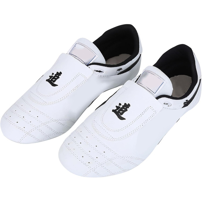 Взуття для Taekwondo, боксу, кунг-фу, тай-чі: чоловіче та жіноче, дитяче. Розмір 44 EU