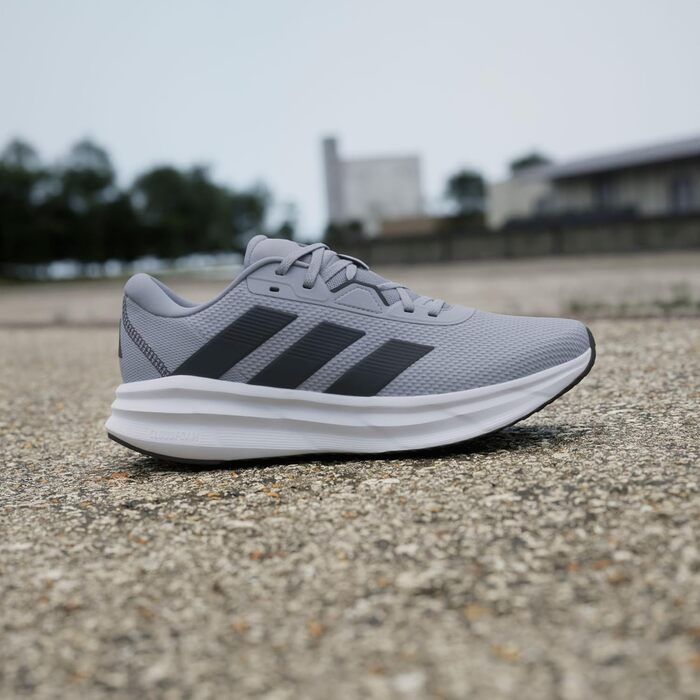Кросівки для бігу Adidas Galaxy 7 чоловічі, Halo Silver/Carbon/Core Black, 40 EU