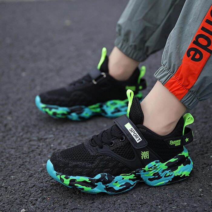 Зручні спортивні кросівки для ходьби та бігу, розмір 33.5 EU, зелені