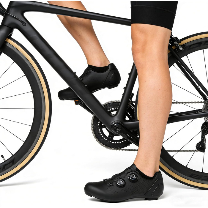 Велосипедні шкарпетки для чоловіків та жінок | Шкарпетки для шосейних велосипедів, сумісні з SPD, SPD-SL, Look Delta/Keo | Універсальні вело шкарпетки для Peloton, шосе та велотренажери | Легкі та дихаючі (42 EU, Чорний)